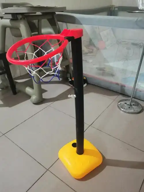 宝贝爷爷自制篮球架,可以打几分95