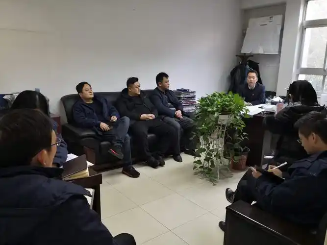 供水集团办公室,人力资源部联合召开安全,纪检专题学习会议