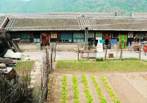 密云遥桥峪古堡里的农家院