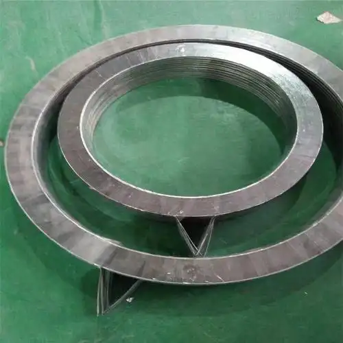 一个内环或者二者都有 石墨复合垫片 包覆垫片主要用途:适用于直径较