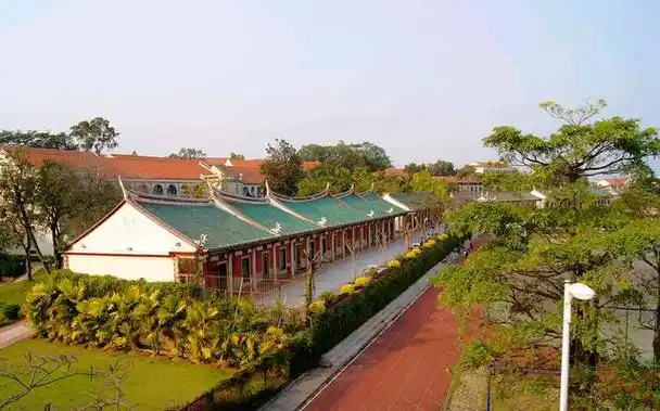 走进厦门集美学村感受独特风情