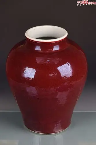 明宣德时期宝石红釉刻云龙纹大罐