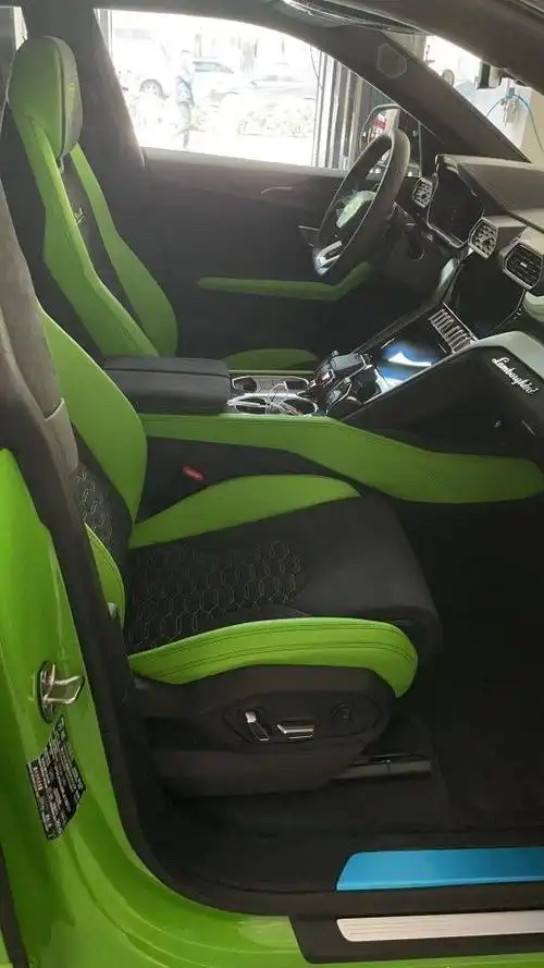 翠鸟绿兰博基尼suv内外通绿色私人定制