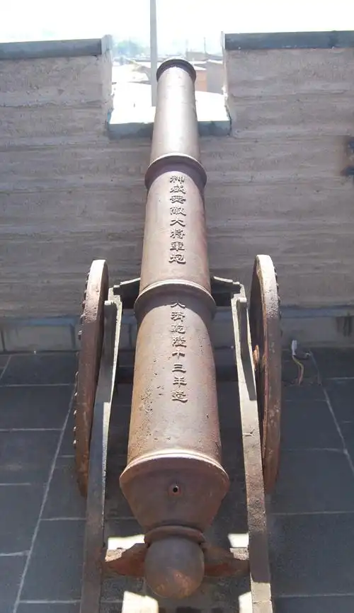 明朝从西方引进红夷大炮清朝军队又用了200多年