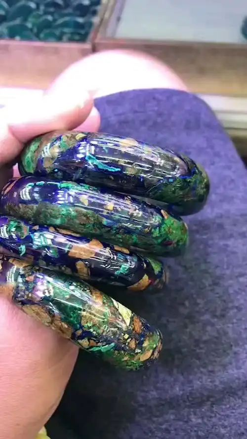 天然蓝铜矿手镯, 一种很复古的宝石[微笑]