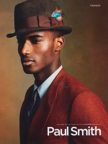 baptiste也成了一个模特在他红之后蹭上热度他弟弟or哥哥tidioumbaye