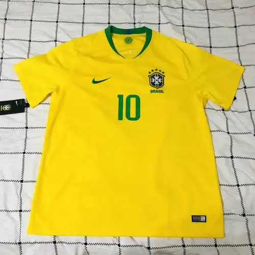 内马尔球衣球迷版