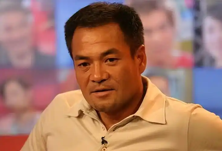 尤勇个人资料(老戏骨尤勇:和前妻离婚33年,娶小10岁沈蓉,60岁无儿无女