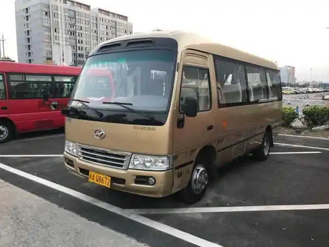 客车求购同款车系已为3369位用户找到心仪车辆金龙 考斯特 中型  17座