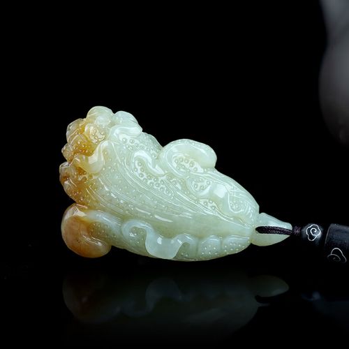仙来阁一物一图 新疆和田玉且末糖白菜吊坠男女款天-然玉石山料玉坠