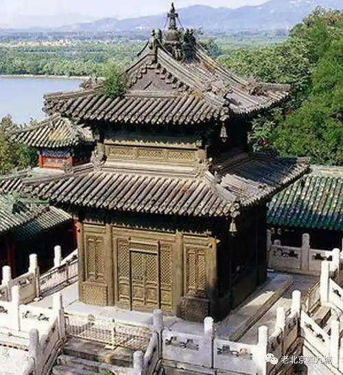 二百多吨重的"铜亭子"您见过吗?_颐和园