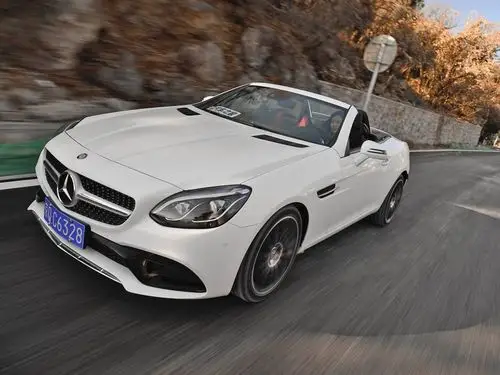 奔驰(进口) 奔驰slc级 2016款 slc 300 豪华运动型