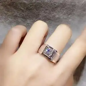 周大福寿钻戒男士1克拉纯银经典磨砂仿真钻戒指婚情侣对戒男潮