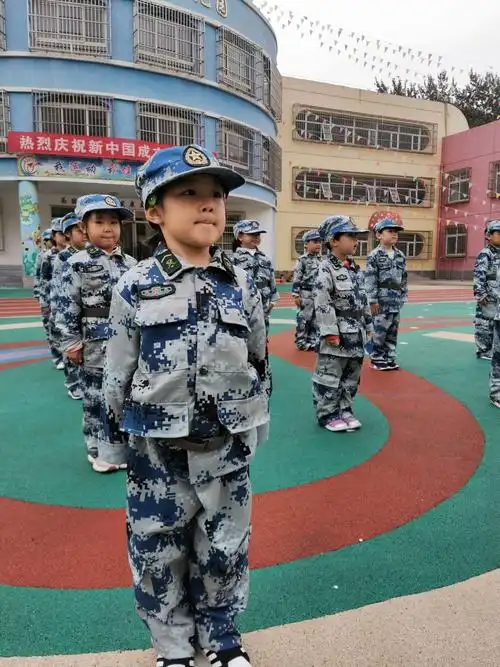 空军唐山蓝天幼儿园"我是小小兵"系列
