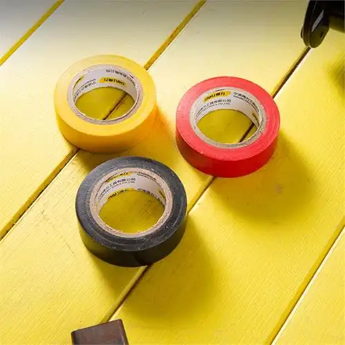 得力工具电气绝缘胶带电工电线胶布pvc防水耐高温加宽型大卷黑色