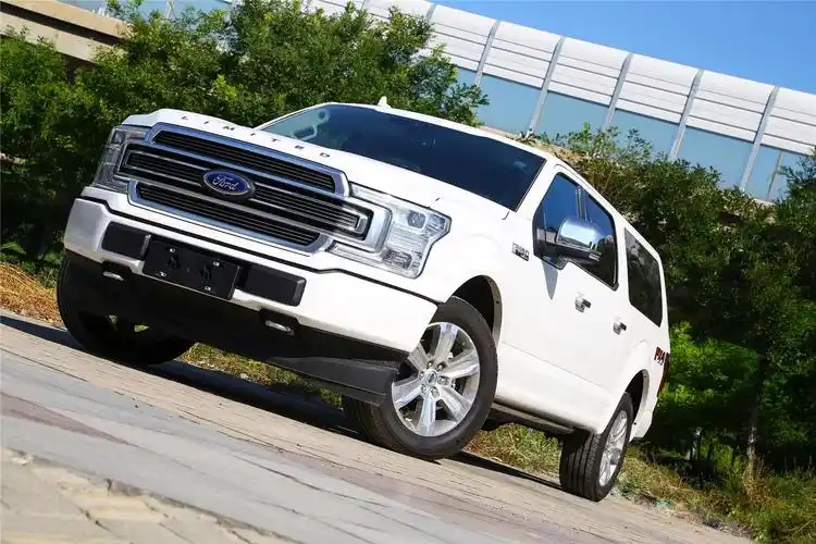 福特勇猛者3.5tt全尺寸suv大空间越野_凤凰网汽车_凤凰网