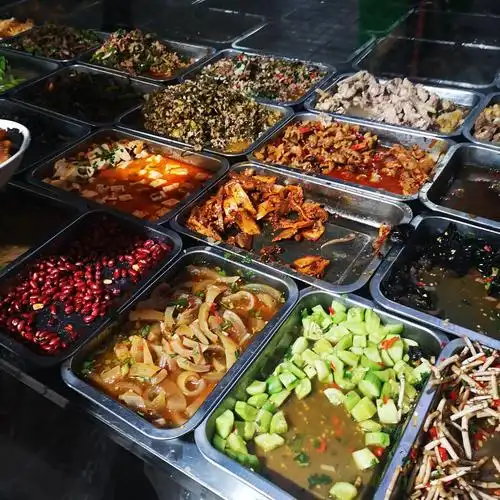 以下的便当是一家快餐店里的参考菜谱希望也能个你一个参考快餐食谱