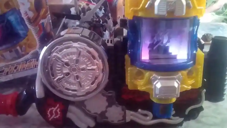 假面骑士build创骑天才瓶dx大聪明把玩