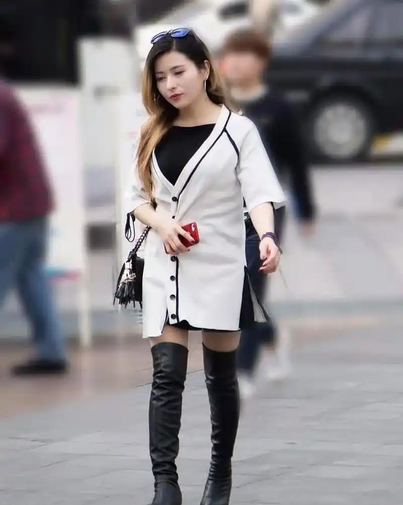 个性腔调吸睛大长腿女王,时髦休闲长筒靴