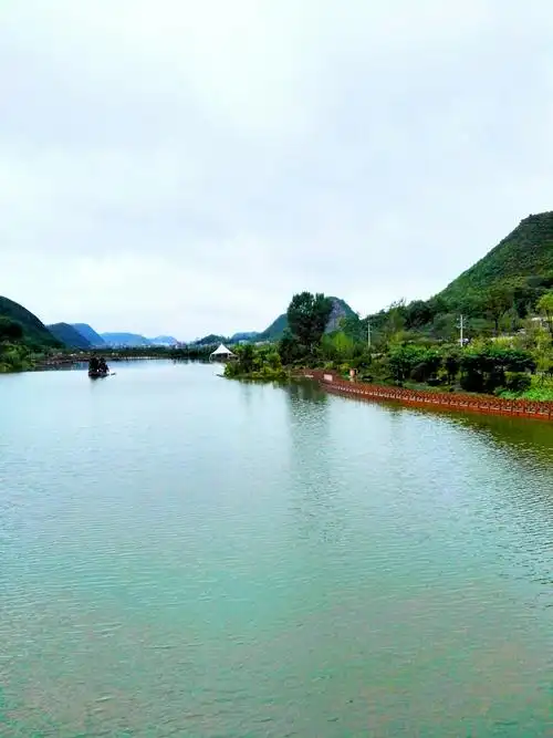 安顺,美丽的虹山公园.