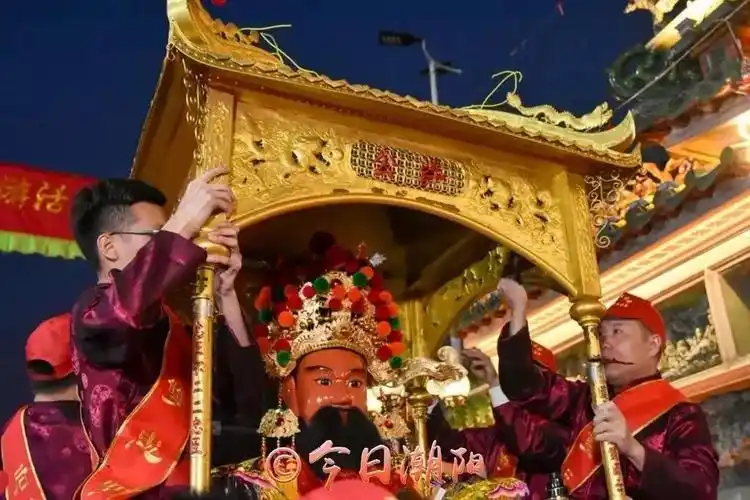 潮汕某地营老爷营够落烧拍