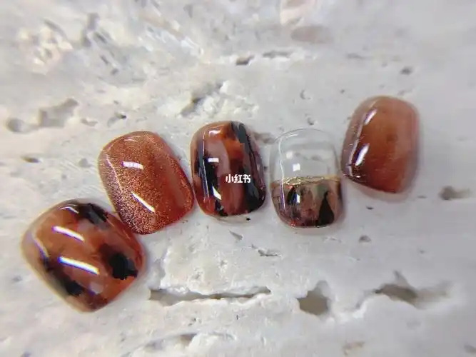 秋冬季节显白又简单的空气琥珀晕染