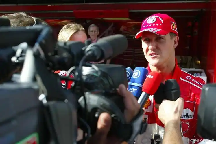 "车王"舒马赫迎来55岁生日:昏迷十年,家人与团队守护病榻旁_赛车_父亲