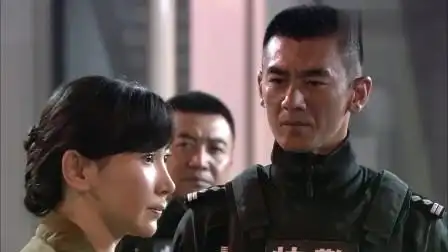 特警力量:路遥强调罪犯要活的,一定不要是死的,这时龙头发话了-电视剧