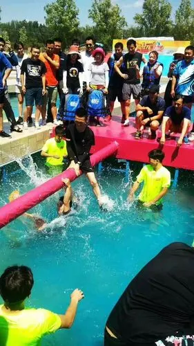 【山野户外】7月28日(周六)酷玩-水上大冲关-快乐向前冲.