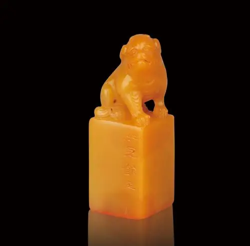 民国"爱新觉罗,溥侗"刻寿山石狮钮印章