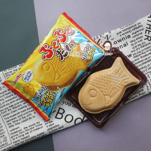 一折进口威化饼干 日本_日本进口零食 名糖meito鲷鱼烧鱼形夹心巧克力