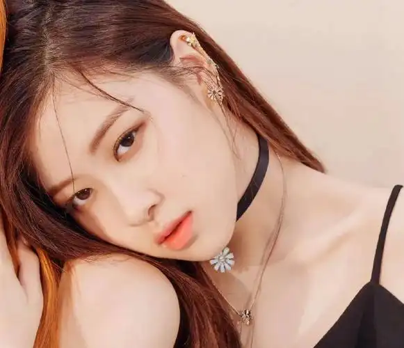 ros07朴彩英还会染回黑发吗?她这样持续漂染还会坚持多久? - 知乎