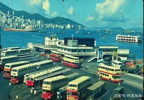 老照片,80年代的香港,热闹非凡,童年的记忆