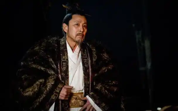 刘邦晚年几次想废除太子刘盈立赵王为接班人为何最后没能实施?