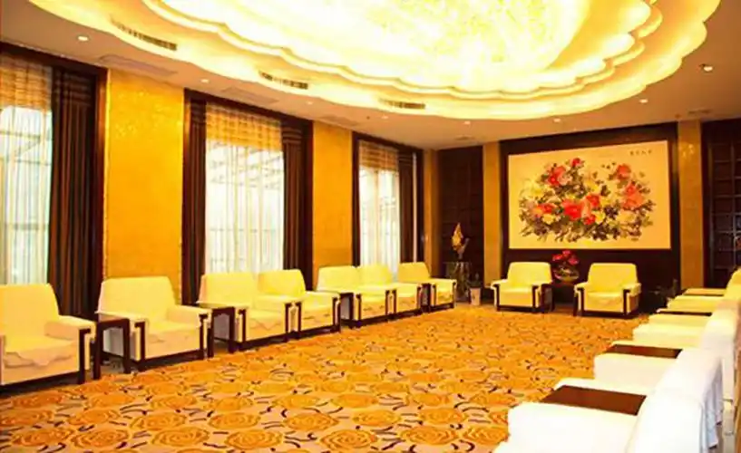 水邑·柏青酒店(菏泽中华路店)