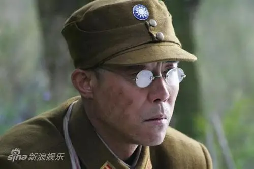 资料图片:《战争不相信眼泪》剧照-王伟军饰蔡忠培