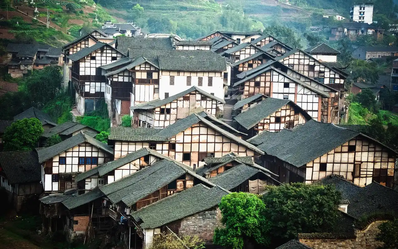 四川泸州,佛宝古镇,建筑的错落之美.