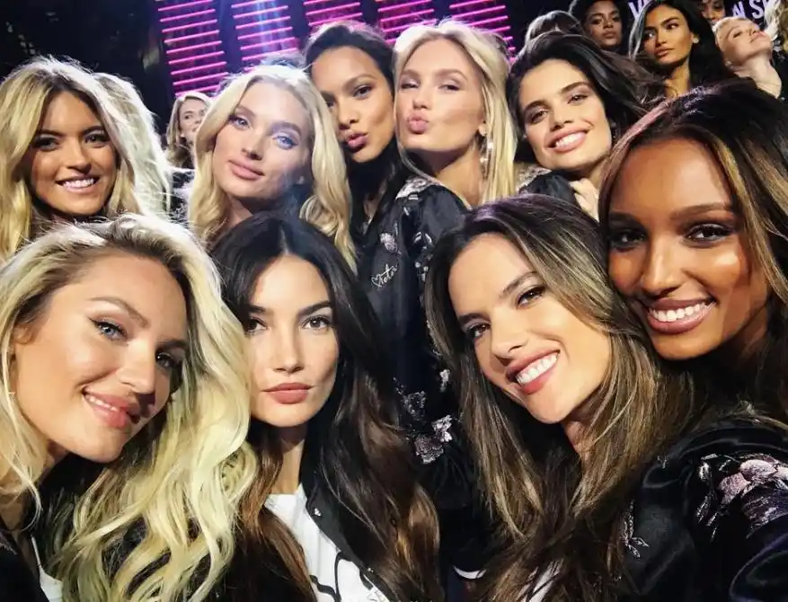 维密大合照,一个个颜值也太高了吧,美翻了!