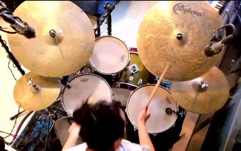 现代爵士中swing踩镲可以踩到哪些位置?—哪儿都可以