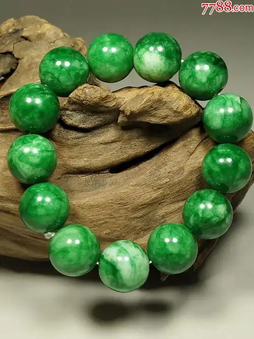 精品缅甸铁龙生翡翠圆珠手串