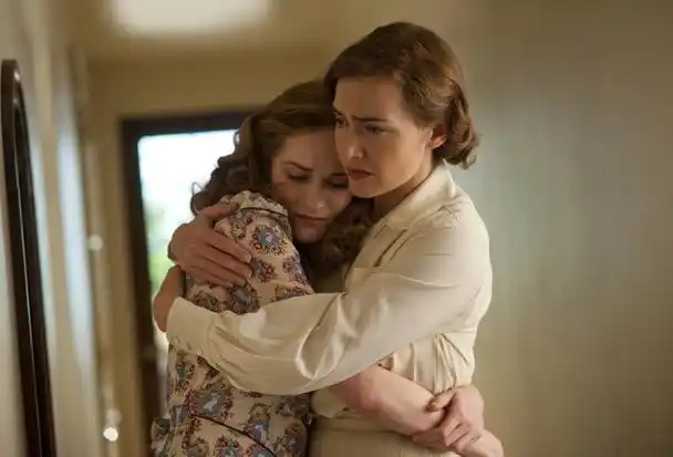 盘点《西部世界》里的女主"德妹",为艺术做出牺牲的大尺度电影 - 电视