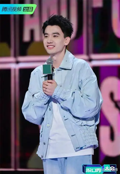 《脱口秀大会5》中,庞博发现,现在每个人都生活在别人的观察中