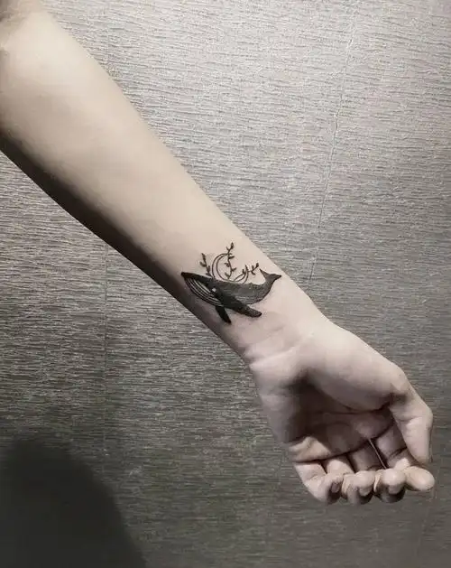 小鲸鱼纹身图片