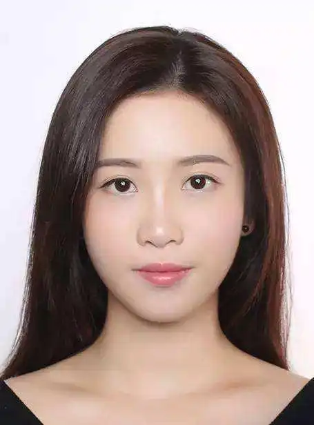 女生拍证件照学会这5个小技巧保证照片比真人还美