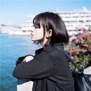 唯美头像女生侧面高清清新的头像女生简单气质侧面图片