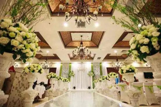 室内婚礼现场布置图片