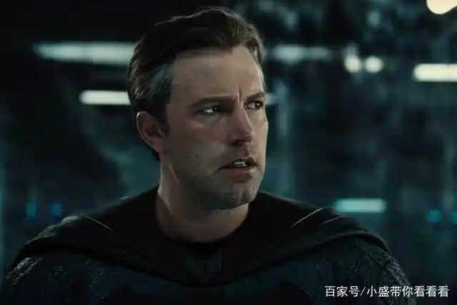 在《蝙蝠侠大战超人:正义黎明》于上映之前,这位奥斯卡奖得主曾穿着