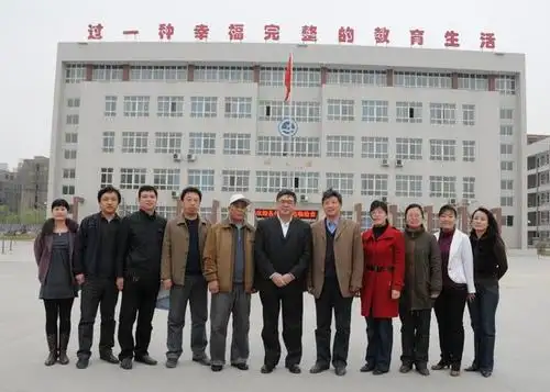 诗人,书家,校长钬斺斀棺餍陆逃宋镉∠笾