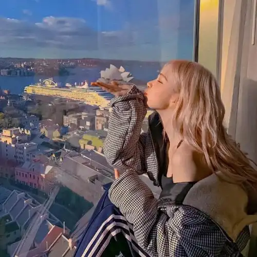 blackpink ros朴彩英 头像