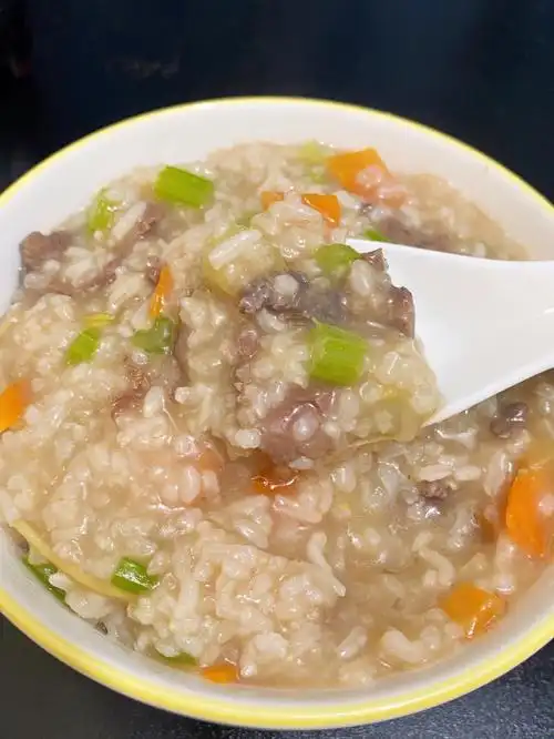 小时候最爱吃的胡萝卜牛肉粥简单又营养09